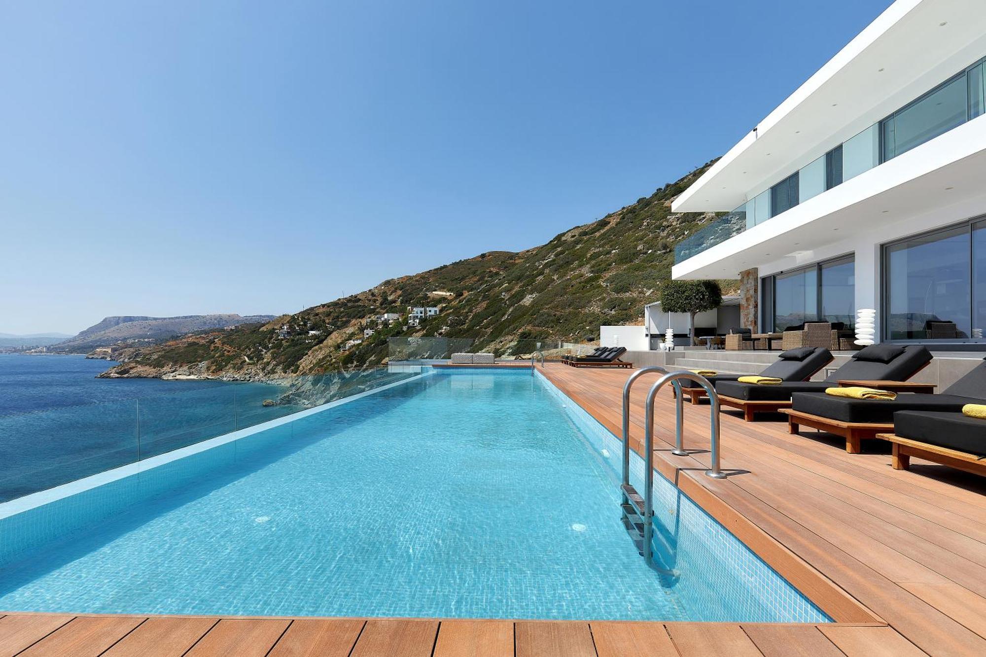 Beachfront Villa In Crete - Epavli Luxury Villa Agia Pelagia  Esterno foto