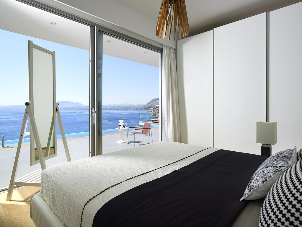 Beachfront Villa In Crete - Epavli Luxury Villa Agia Pelagia  Esterno foto